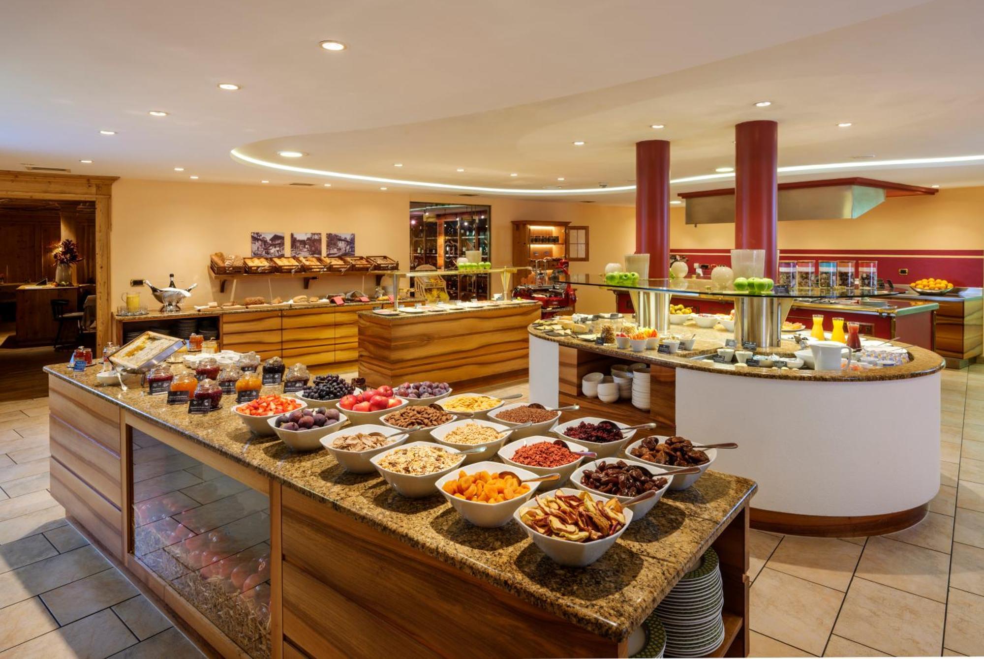 Hotel Hohenwart Schenna Dış mekan fotoğraf